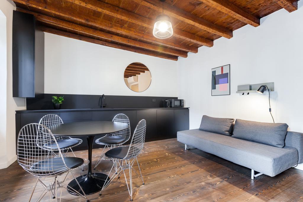 Milano Suite - Downtown Экстерьер фото